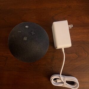 Amazon echo dot 5th gen